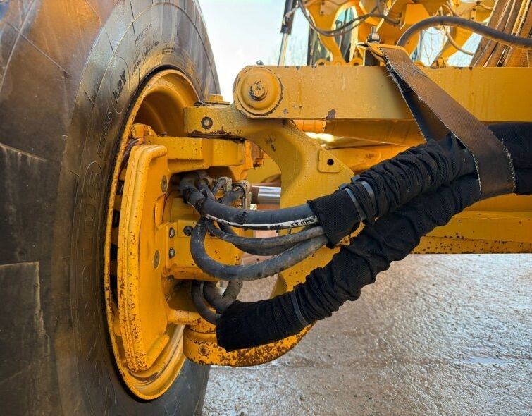 CATERPILLAR CATERPILLAR 12M3 AWD***IMMACULATE/REGISTERED***